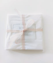 Load image into Gallery viewer, gift boxed freshwater pearl necklace 925 silver
