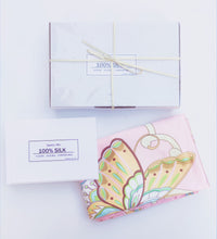 Load image into Gallery viewer, silk pillowcase gift box butterfly