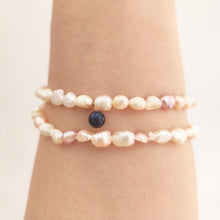 Load image into Gallery viewer, pearl bracelet