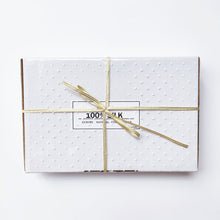 Load image into Gallery viewer, gift boxed silk pillowcase